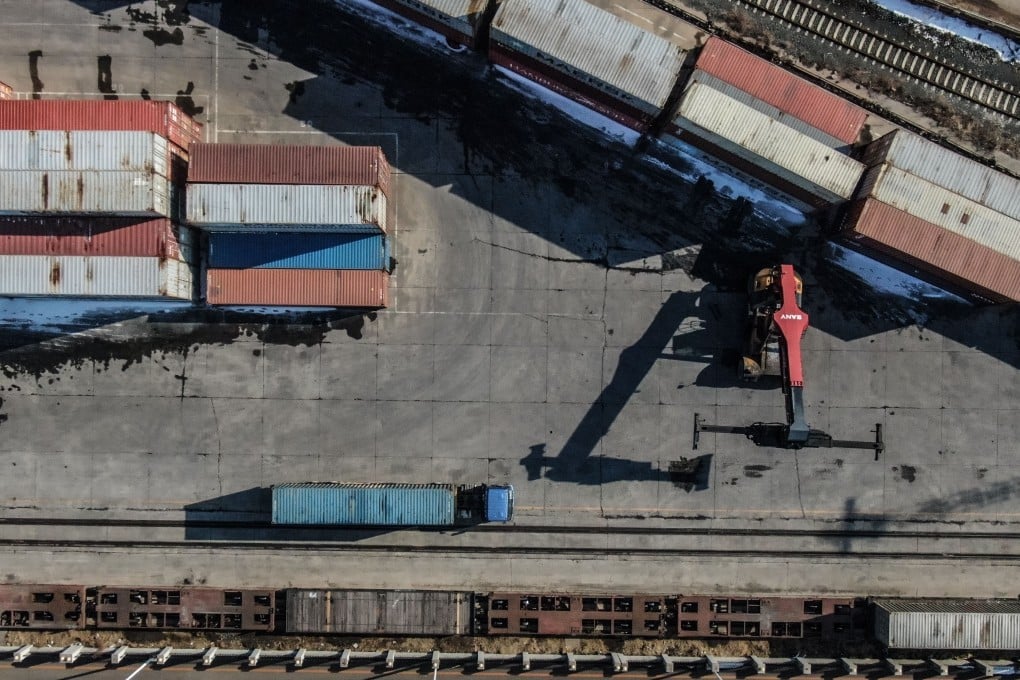 Aerial photo taken on March 5, 2020 shows containers at a logistic station of Shenyang East Railway Station in Shenyang, northeast China's Liaoning Province. Photo: Xinhua