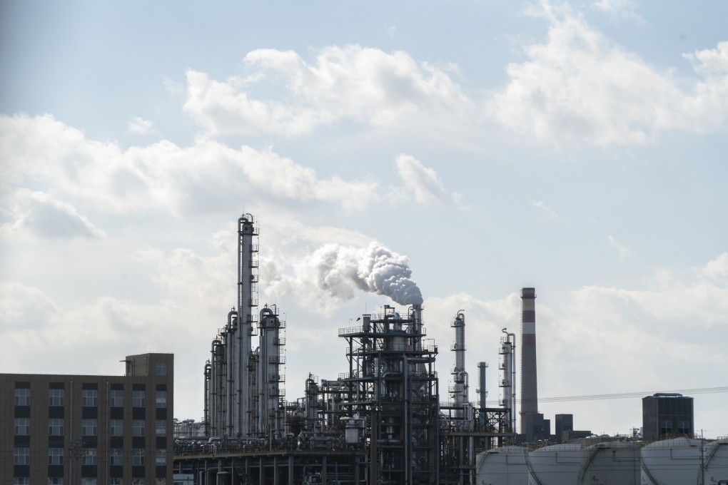 Most of the refineries are located in Shandong province, which can process 15 million tonnes (109.9 million barrels) of crude a year, including Shandong Dongming Petrochemical Group, the province’s biggest privately-owned refinery. Photo: Getty
