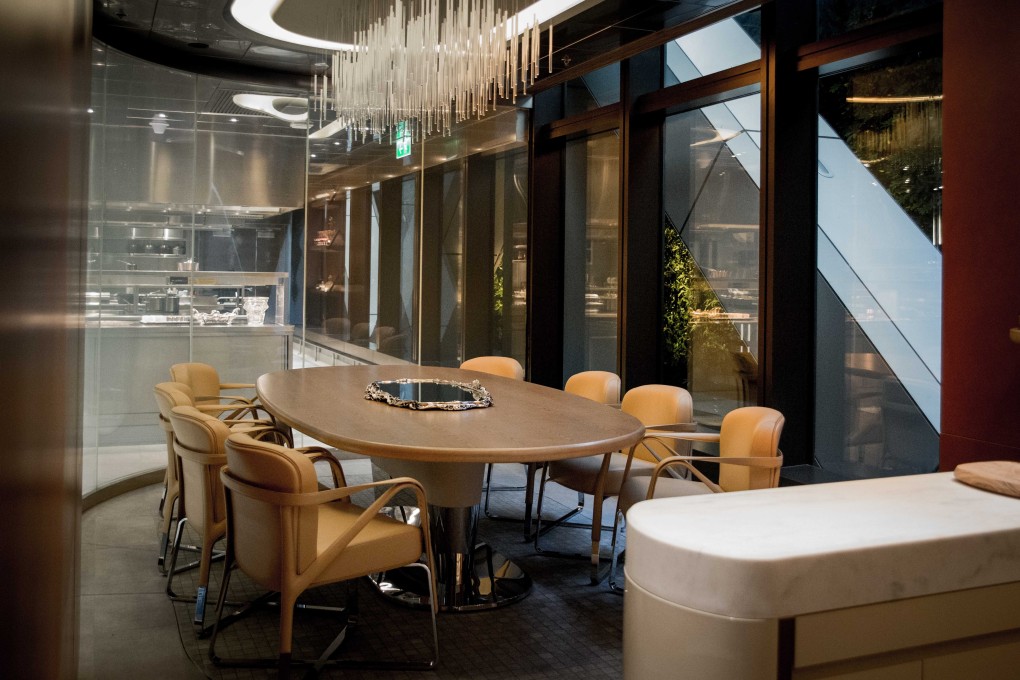 Alain Ducasse at Morpheus has a plush decor, with chandeliers like a cascading waterfall. Photos: handouts