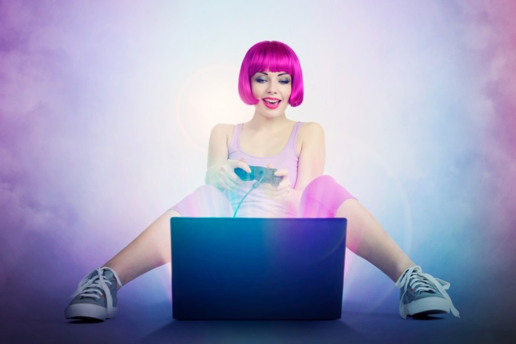E-girls are a counter-trend to Instagram influencers. They are often seen on the TikTok video app and sport, bright dyed hair, piercings and heavy eye make-up. Photo: Shutterstock