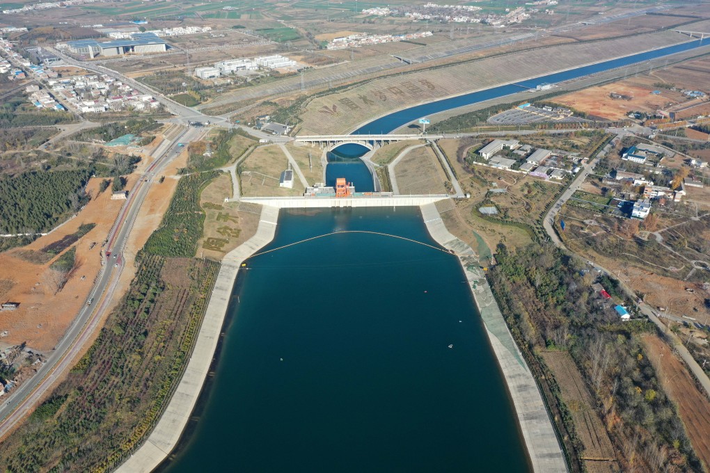 President Xi Jinping said China must accelerate construction of “new infrastructures such as 5G networks and data centres” on top of speeding up “key projects and major infrastructure construction” in response to the economic impact caused by the coronavirus outbreak. Photo: Xinhua