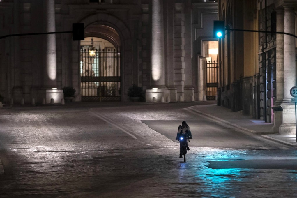 Europe should prepare for a long battle against Covid-19, a Chinese expert says. Photo: EPA-EFE