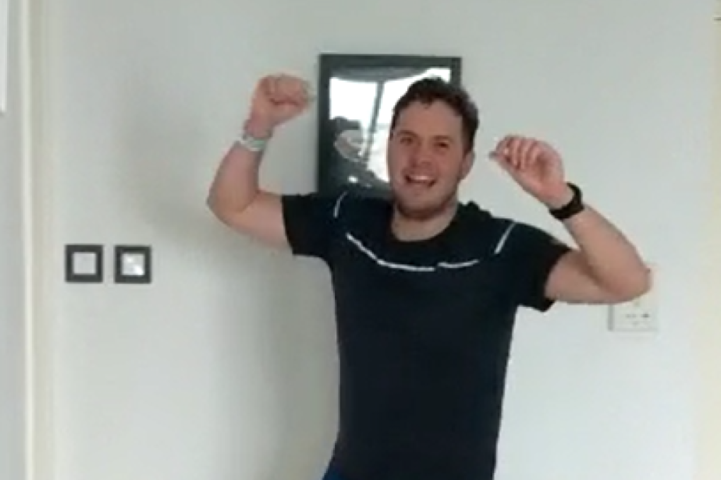 Peter Cooper runs a marathon inside his flat while quarantined after returning from the UK. Photos: Handout