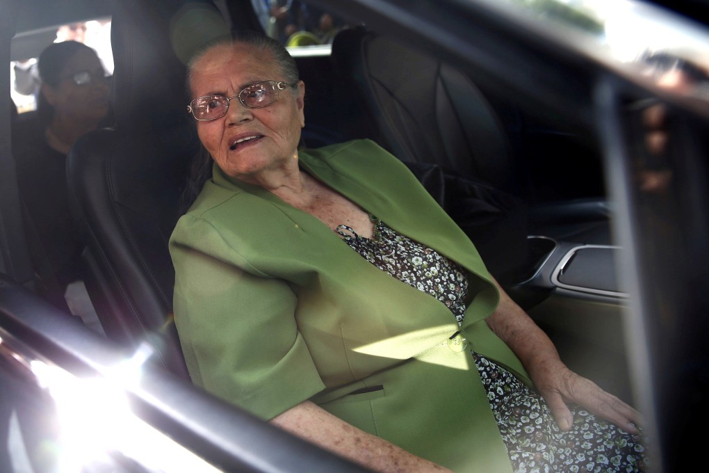 María Consuelo Loera Pérez, mother of Mexican drug lord Joaquin “El Chapo” Guzman, leaves the US embassy in Mexico City in June after requesting a humanitarian visa to visit her imprisoned son. Photo: Reuters