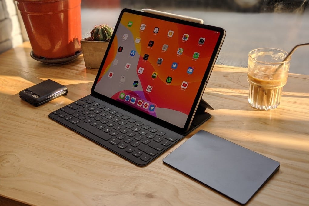 The iPad Pro 2020, when paired with Apple Smart Keyboard and Magic Trackpad 2, delivers an experience very similar to a laptop. Photo: Ben Sin