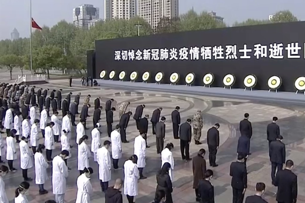 Large crowds gathered in Wuhan to pay their respects to those who lost their loves to Covid-19. Photo: CCTV