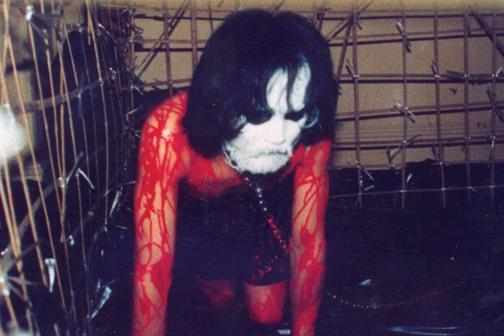 Man and Cage by artist Rick Yeung (1987) referred to Hong Kong not being consulted during Sino-British negotiations before the handover. Photo: Para Site