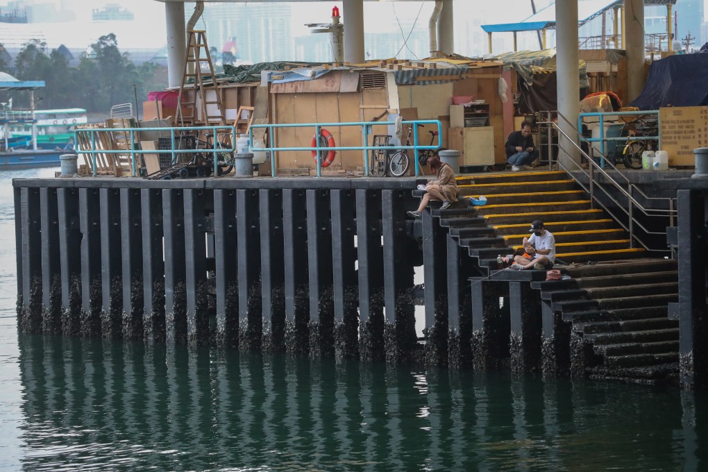A homeless community has sprung up at Kwun Tong public pier. Photo: Edmond So