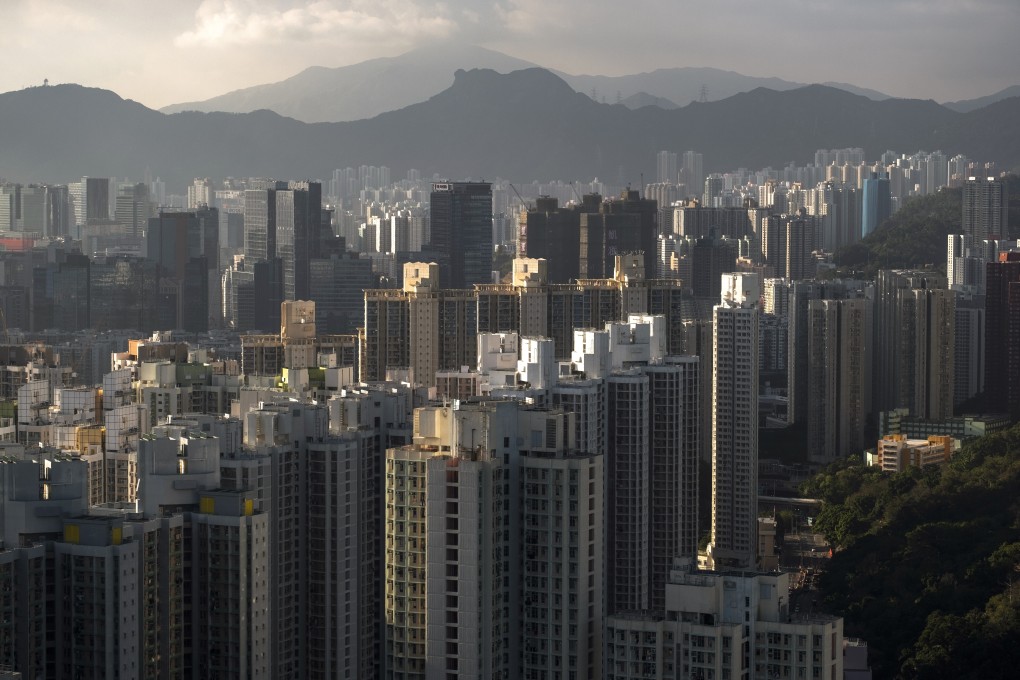 A significant drop in new arrivals and less demand from mainland Chinese tenants will result in a rental correction in the Hong Kong residential property market, according to an analyst. Photo: Sun Yeung
