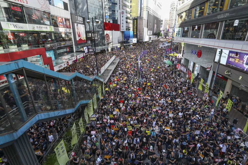 Pro-democracy figures were arrested on Saturday on suspicion of organising, publicising or taking part in the unauthorised assemblies between August and October last year. Photo: Dickson Lee