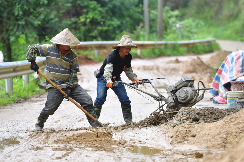 China’s vast population of rural migrant workers are some of the nation’s most economically vulnerable. Photo: Xinhua