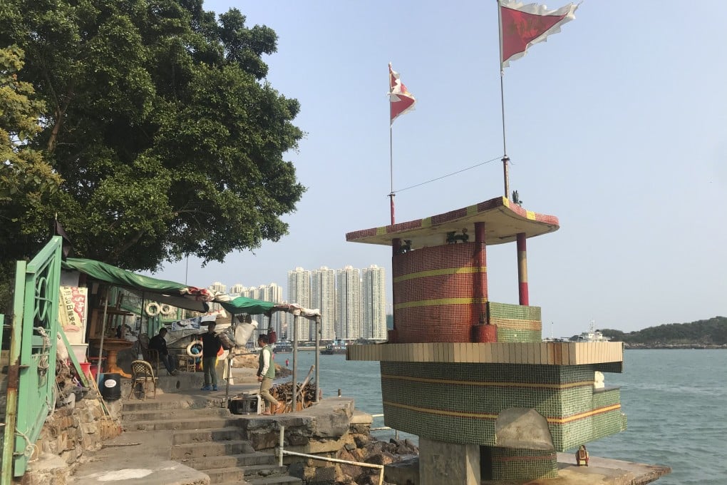 The swimming shed at the Wah Fu waterfront, taken during Paul Zimmerman's trek around Hong Kong Island. Photo: Paul Zimmerman