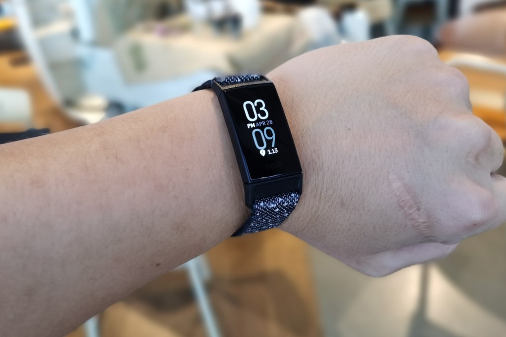 Lightest fitness tracker hotsell