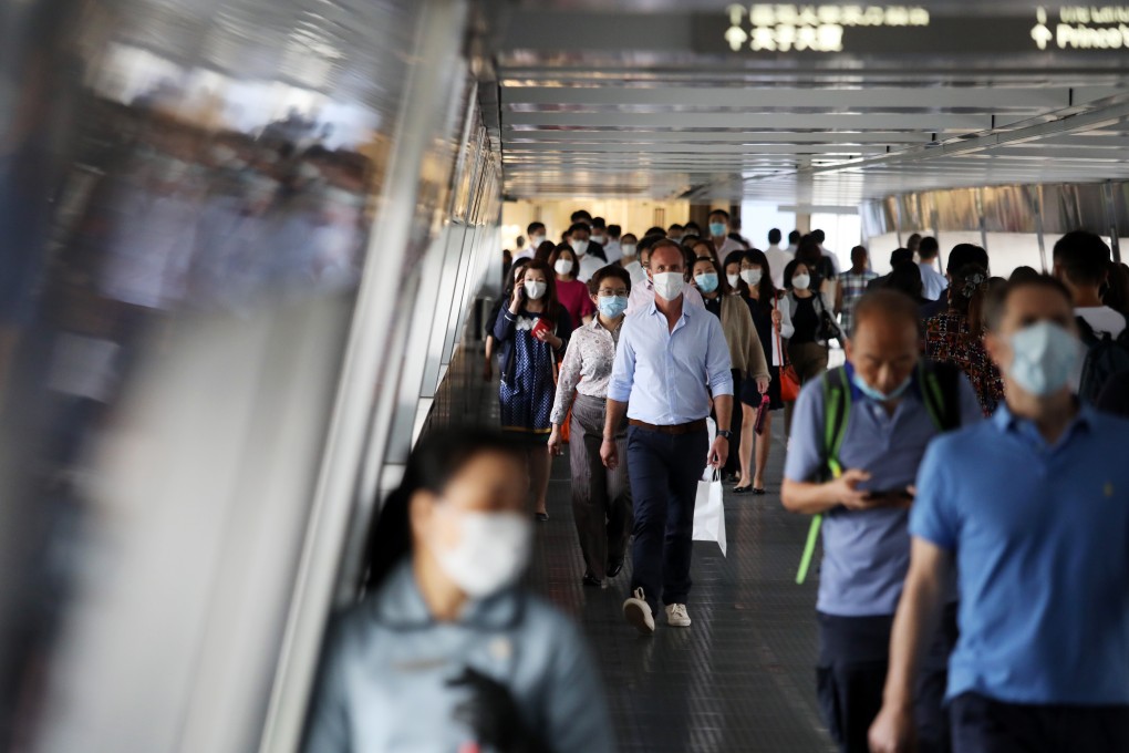 Hongkongers head to work in Central on Tuesday. Photo: Nora Tam