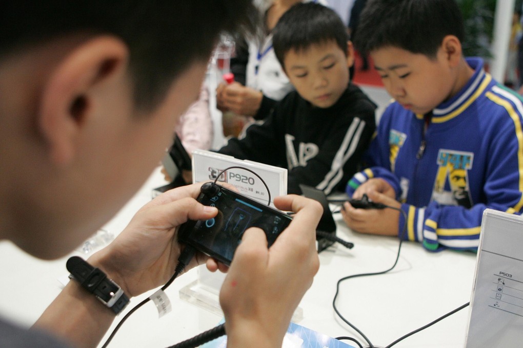 The new court guidelines come at a time when more than 90 per cent of people under 18 years of age in China have online access. Photo: Imaginechina