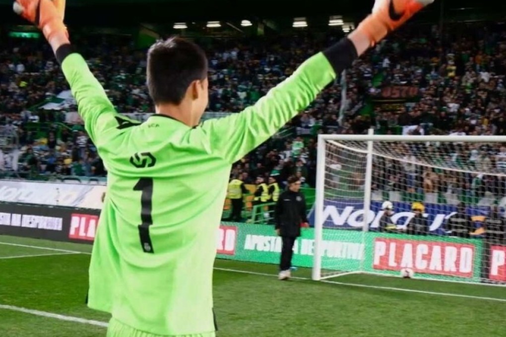 Ng Yee-sun greets the Sporting Lisbon fans at a half-time event during the Lisbon derby against Benfica at the Jose Alvalade Stadium in 2019. Photo: Sporting CP