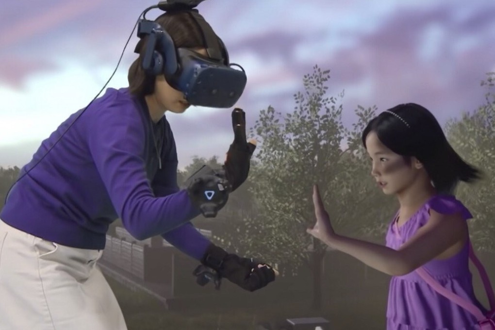 From a mother ‘reuniting’ with her dead daughter to online classes during the pandemic, digital technology is changing the way people who need support, counselling and social services will get help. Photo: MBC.