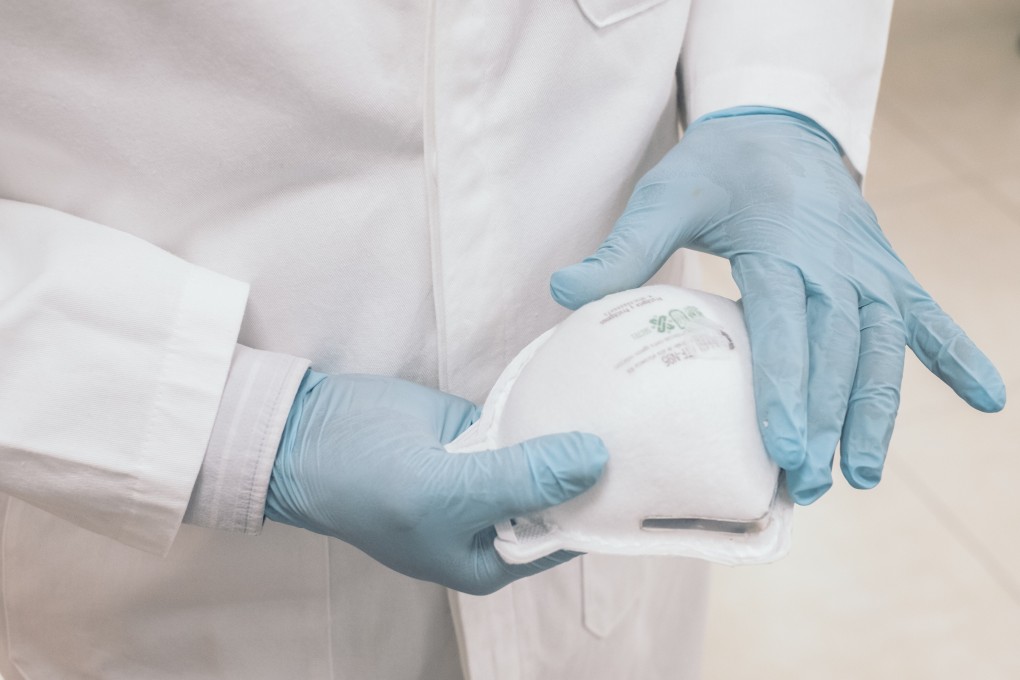 N95 masks filter out a high percentage of small particles and are considered to be the gold standard in facial protection. Photo: Bloomberg