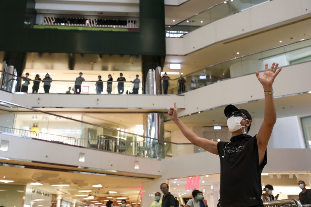 Anti-government protesters hold a ‘lunch with you’ demonstration at City Plaza in Tai Koo. Photo: Xiaomei Chen