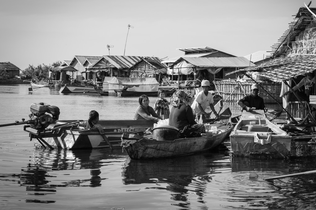 About 100,000 people live on or around Tonlé Sap, the poorest in floating communities. The Lake Clinic – Cambodia’s founder, Jon Morgan, says there are at least 50 such communities on the lake. Most eke out a subsistence living through fishing. The average income for a family is about 10,000 riel (US$2) a day. Photo: Gary Jones