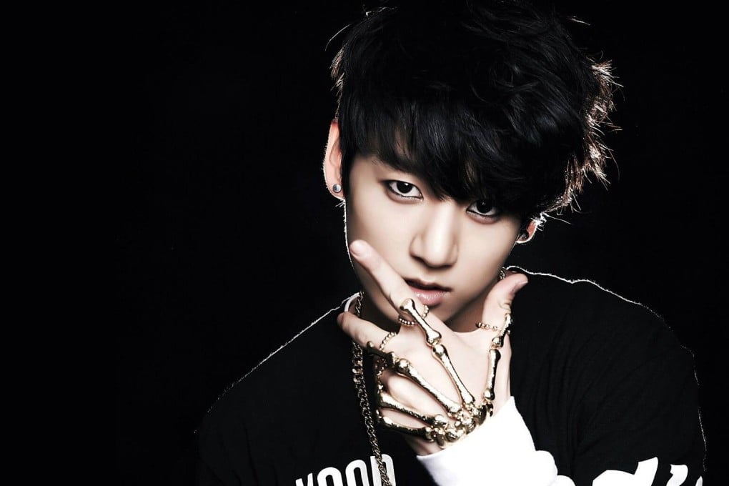 Jungkook from BTS has apologised for visiting a restaurant and bars in Seoul’s Itaewon when South Korea’s social distancing campaign was at its height.