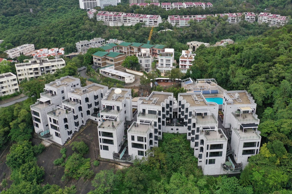 A aerial view the mansions on Shouson Hill Road, Hong Kong. The US government is calling for bids on the luxury residential properties in the city. Photo: Martin Chan
