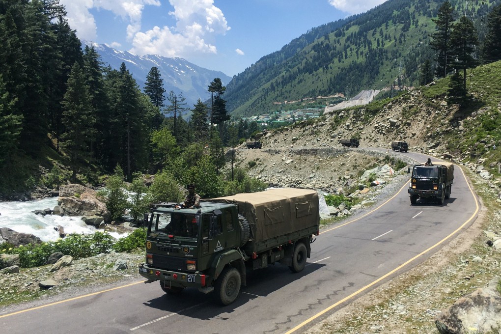 An Indian army convoy makes way towards Leh, bordering China, on June 17, 2020. Fighting broke out between Indian and Chinese soldiers in a skirmish on Monday. Photo: AFP