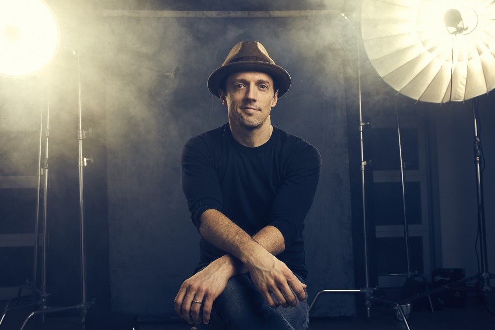 Jason Mraz is full of overwhelming positivity, but the happy-go-lucky singer-songwriter hasn’t always had the easiest life. Photo: Justin Bettman
