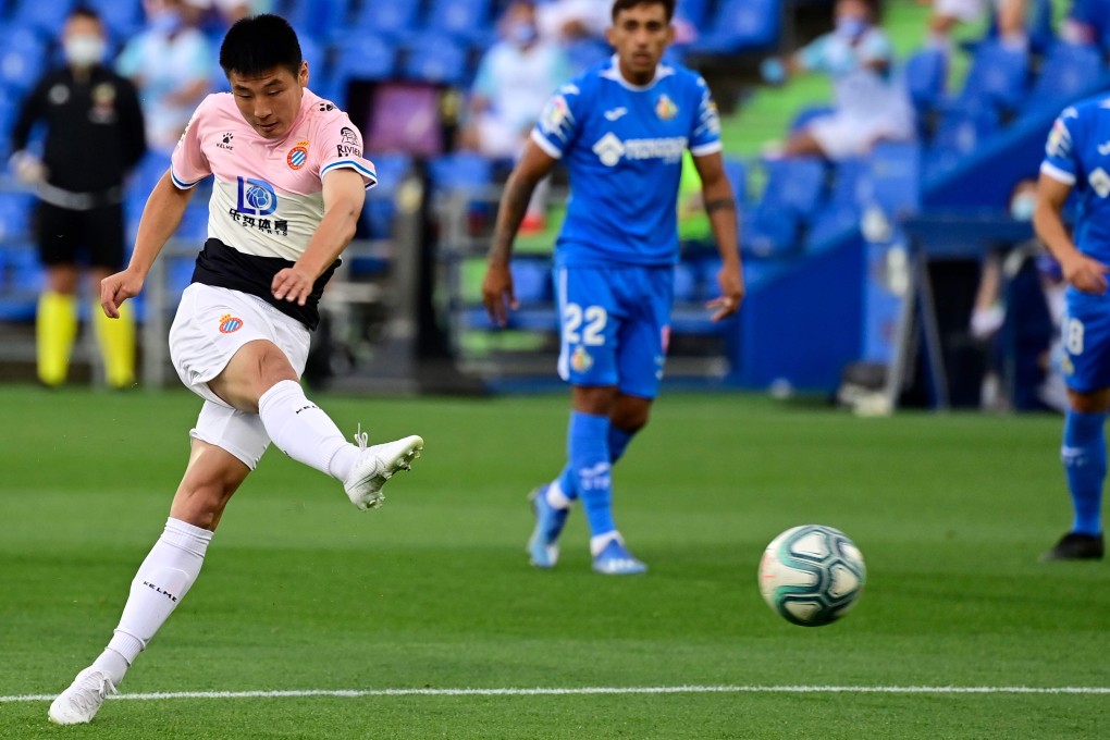 Espanyol's Chinese forward Wu Lei shoots on goal in their La Liga match against Getafe. Photo: AFP