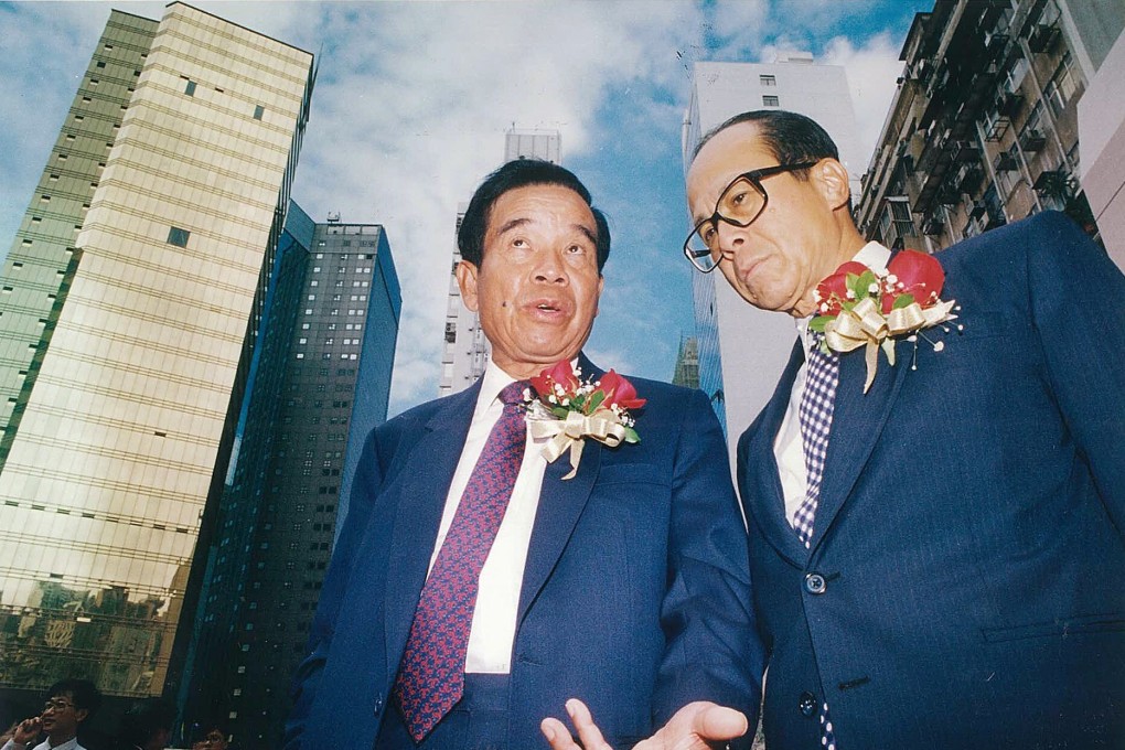 The late Cheng Yu-tung, seen here with Hong Kong ‘superman’ Li Ka-shing, at a groundbreaking ceremony in September 1993. Photo: SCMP