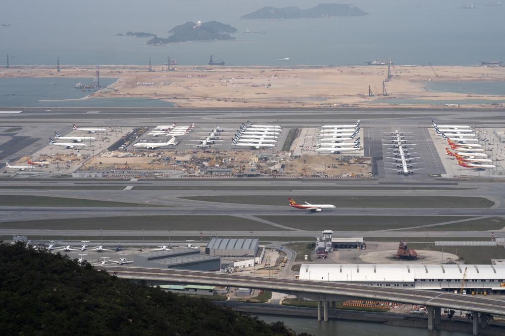 The money will be used to fund AAHK’s capital expenditure, including the Three-runway System, and for general corporate purposes, it says. Photo: Robert Ng