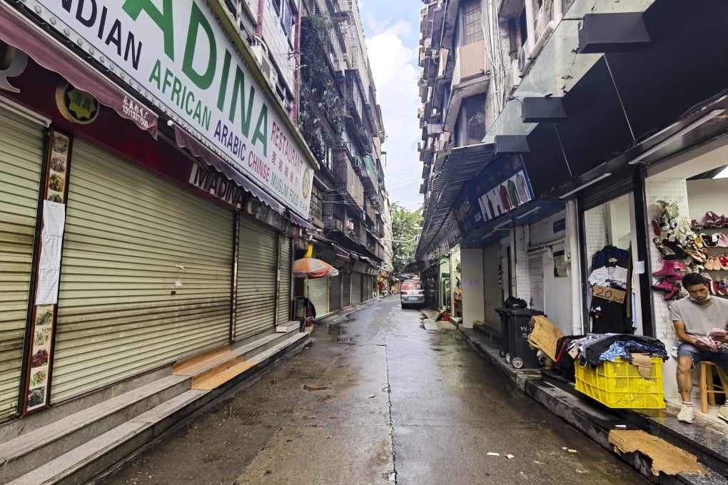 A closed restaurant and shops in Guangzhou’s Xiaobei neighbourhood, as it starts to recover from the impact of the coronavirus. Photo: Reuters