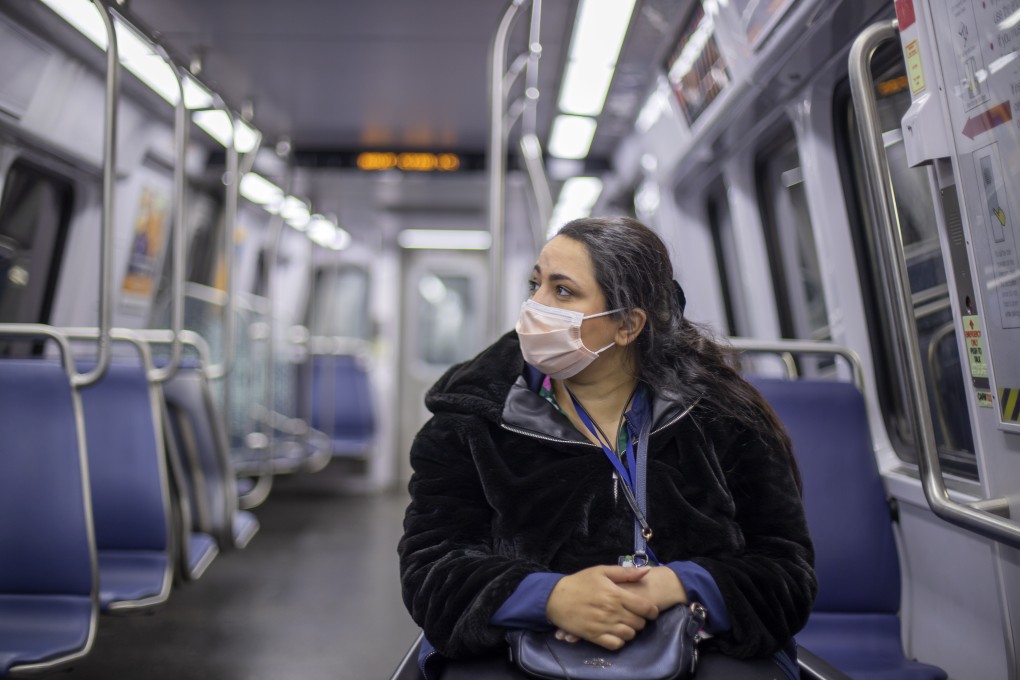 A passenger on the subway in Washington on April 3. In America, the richest women live 10 years longer than the poorest women. For men, the gap is even wider. Photo: EPA-EFE