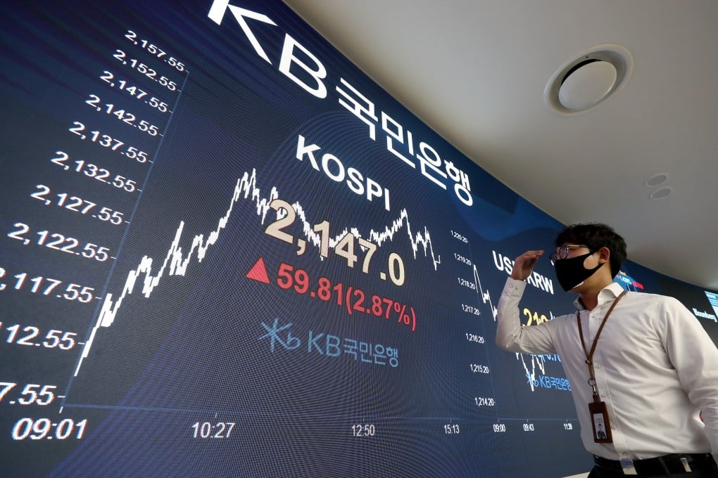 A trader in South Korea watches market movements on June 3. Photo: YNA/dpa