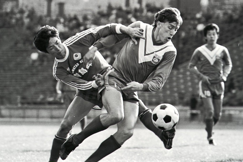 Tony Morley (right) is one of the foreign players who played for Seiko in Hong Kong. The former England international features in a match against Happy Valley in the Super Six Game at Hong Kong Stadium. Photo: SCMP
