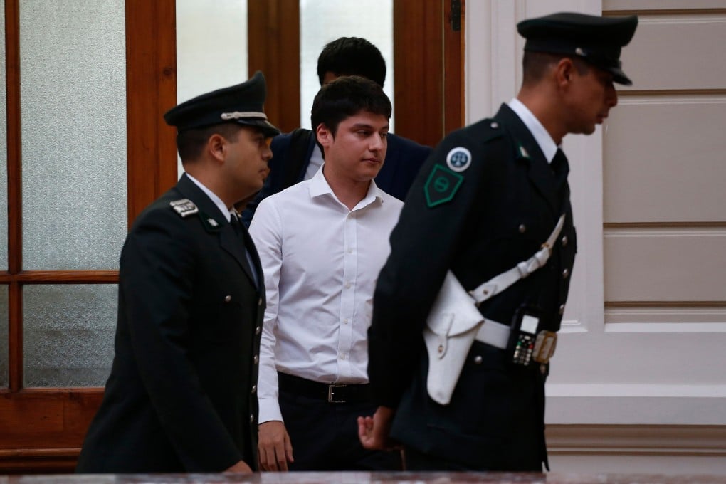 Nicolas Zepeda, suspected of the disappearance and murder of a Japanese student in the French city of Besancon, leaves a court in Santiago in 2017. Photo: AFP