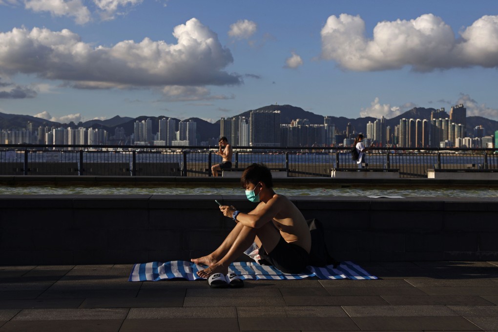 Experts urge residents not to engage in outdoor exercises that are too vigorous when Hong Kong’s ramped-up mask-wearing rules kick in on Wednesday. Photo: Felix Wong