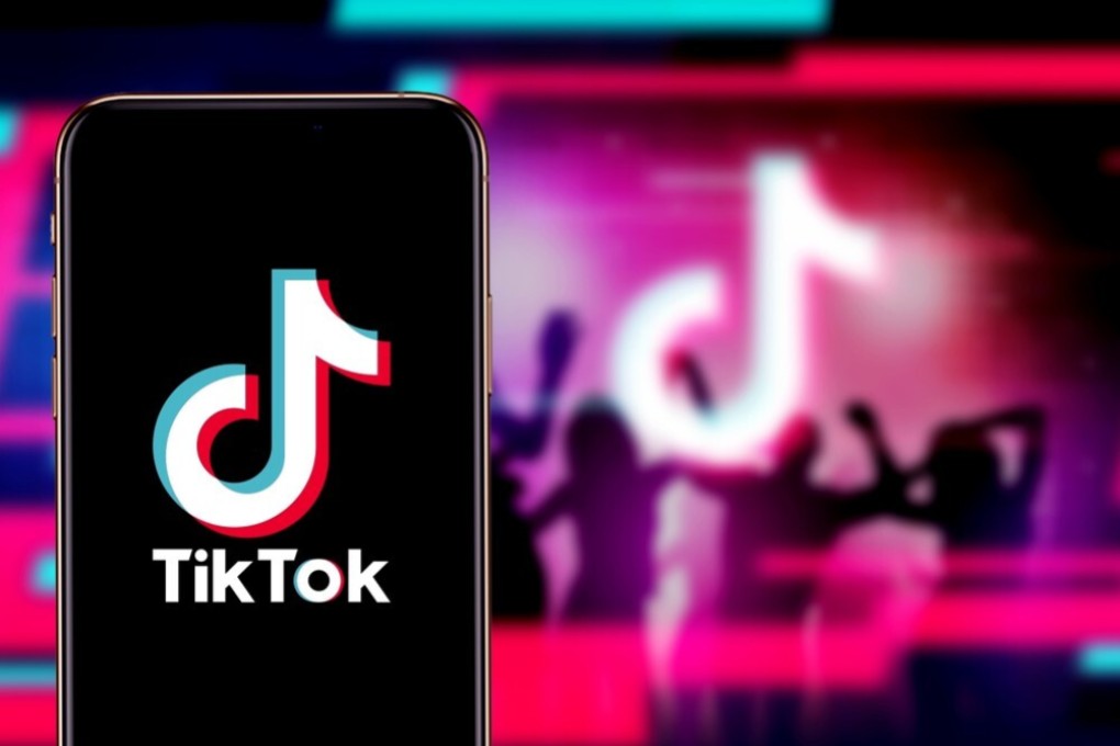 TikTok is growing rapidly as it rakes in more cash from advertising, and its management team expects the popular short video app to achieve US$6 billion in revenue in 2021. Photo: Shutterstock