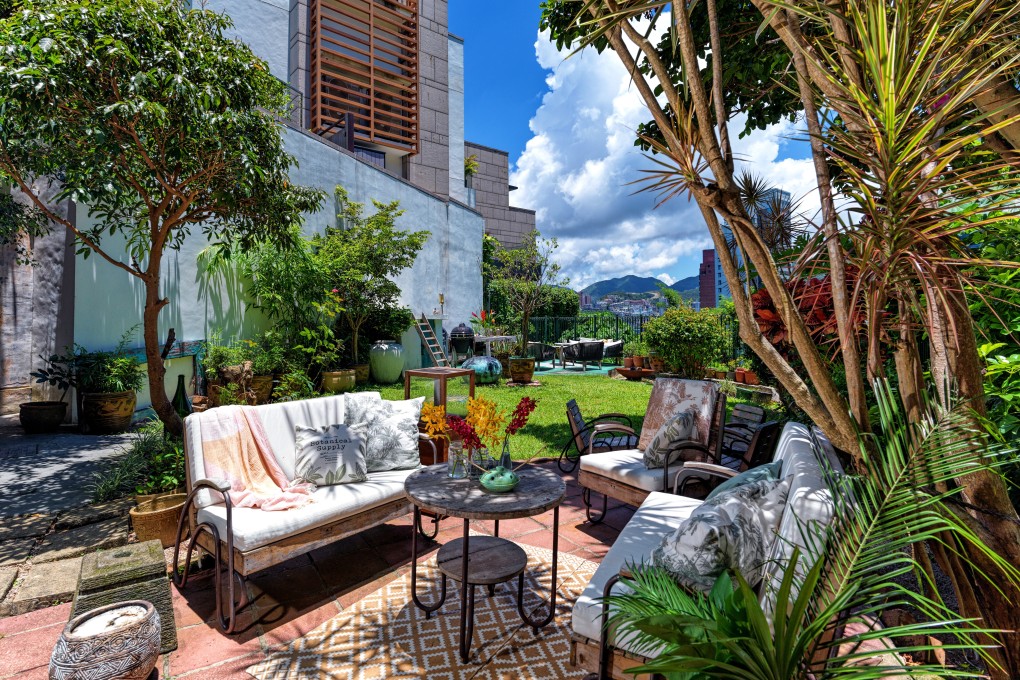 Sven van der Veen and Krista and Sven van Steekelenburg’s Repulse Bay apartment. Photography: John Butlin. Photography assistant: Timothy Tsang