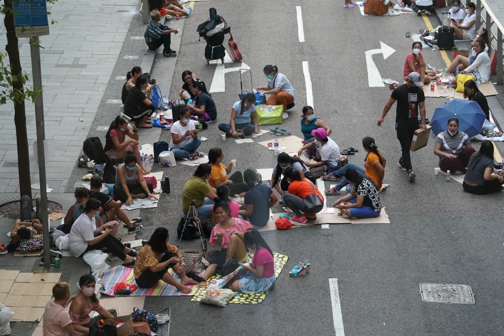 Health authorities are trying to trace the many contacts of a job-seeking domestic helper earlier confirmed as infected with the coronavirus. Photo: Felix Wong