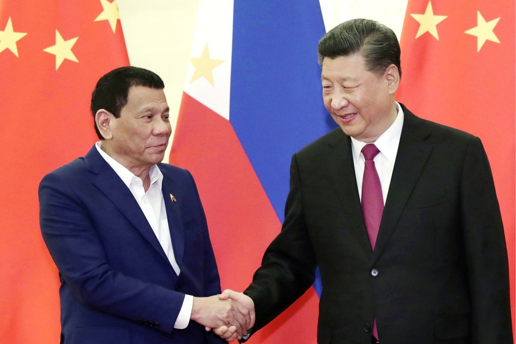 Philippine President Rodrigo Duterte with Chinese President Xi Jinping. Photo: Kyodo
