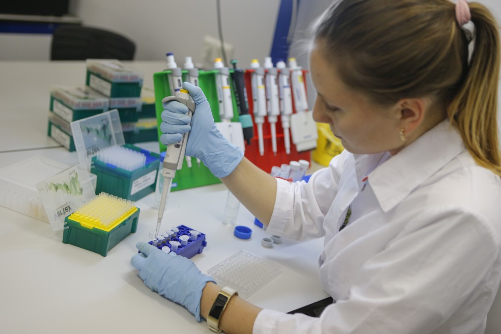 A scientist works on the production of Russia’s new Covid-19 vaccine in Moscow. Photo: EPA-EFE