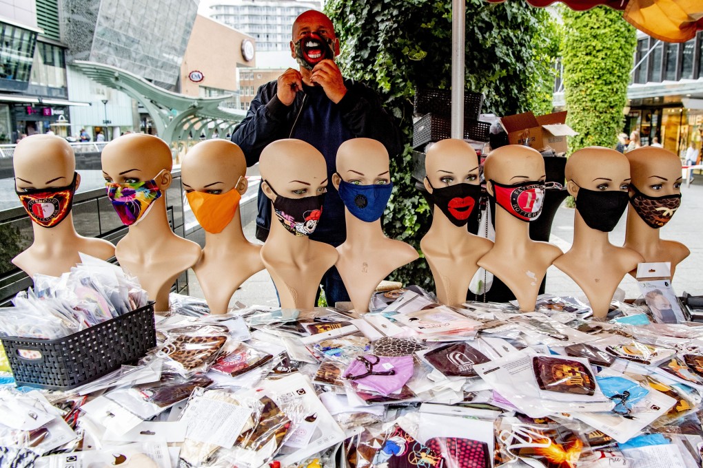 Some people argue that there is no point in wearing masks if they do not fully protect the wearer from Covid-19, but research shows that reduced virus particles in transmission could have an affect on the severity of the disease. Photo: Getty Images