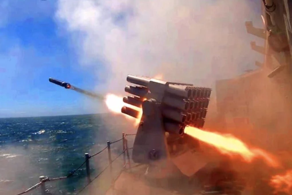 Chinese warships took part in a live-fire exercise in the East China Sea. Photo: Navy.81.cn