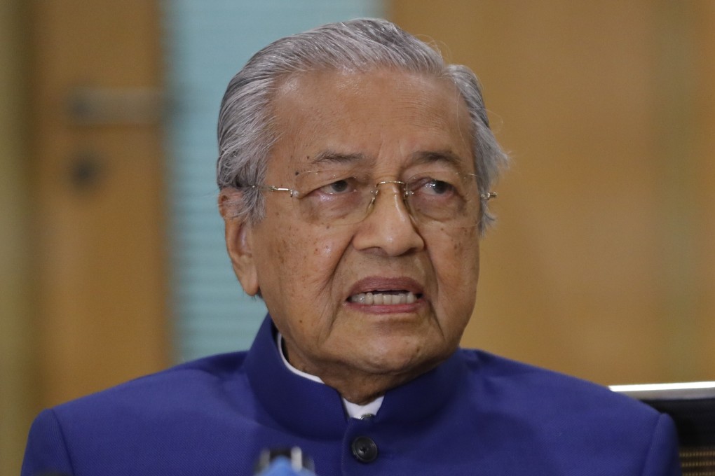 Malaysia’s former Prime Minister Mahathir Mohamad speaks during a press conference in Kuala Lumpur on August 7. Photo: EPA