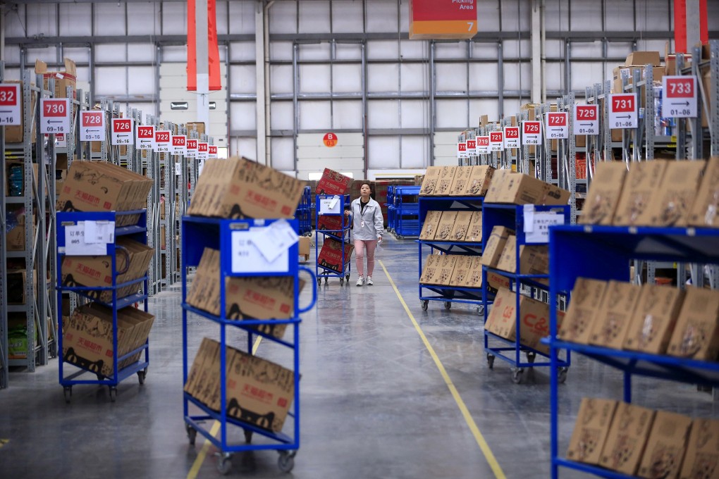 While it is the operator of the country’s largest online marketplaces Taobao and Tmall, Alibaba does not have a big dispatch fleet of its own in China. Photo: Reuters