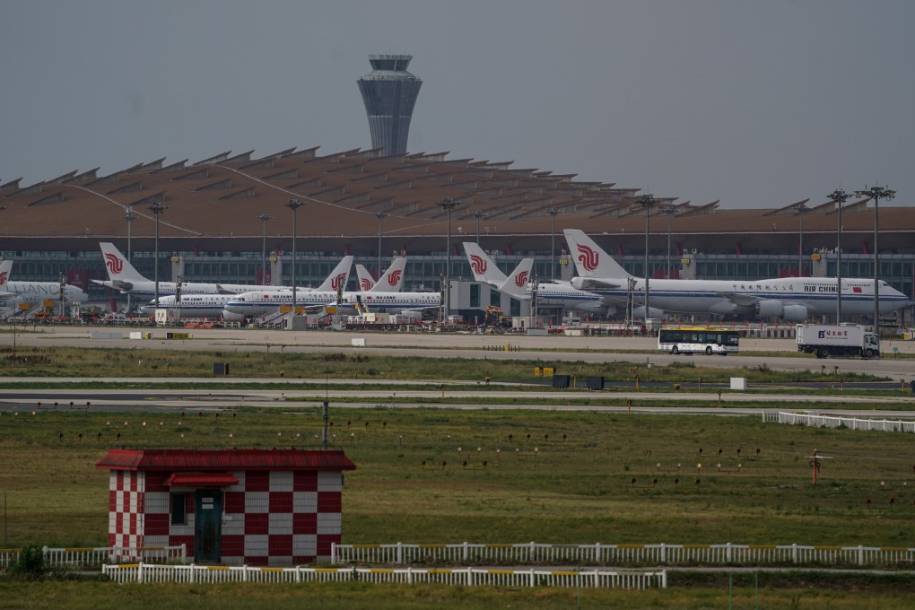 Staff at three Chinese airlines are among those who can volunteer to take the vaccine. Photo: EPA-EFE