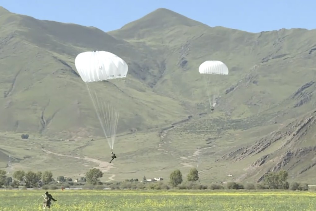 More than 300 Chinese troops parachuted onto the Tibetan plateau recently as part of a training exercise, according to Chinese state media. Photo: Handout