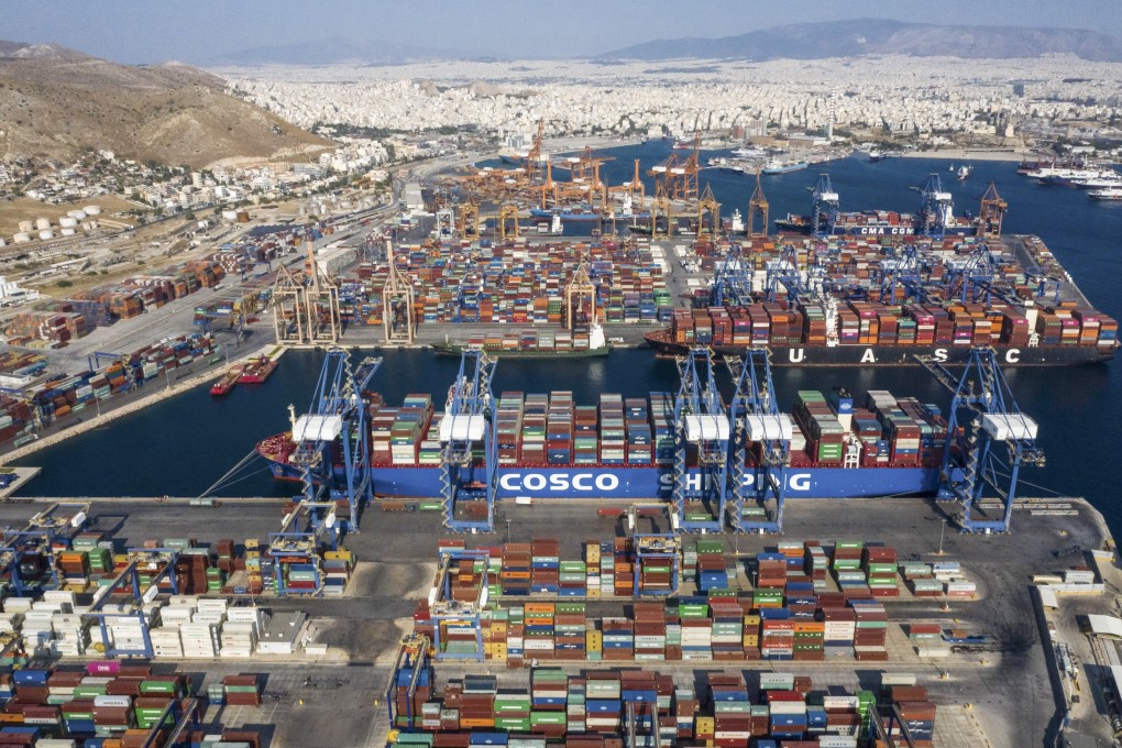 In August, China’s disjointed overall trade recovery continued, with exports growing for the third successive month, but imports continuing to disappoint. Photo: Xinhua