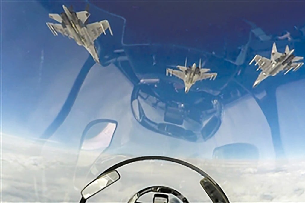 China’s J-20 stealth aircraft take part in a drill to simulate combat. Photo: 81.cn